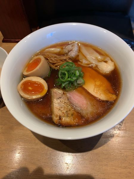 「特製醤油ラーメン」@らぁ麺や 嶋の写真