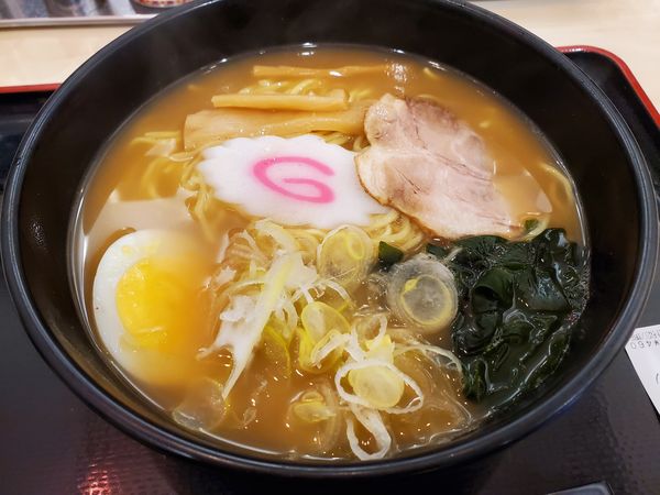 「煮干しラーメン」@名代 富士そば 日ノ出町店の写真