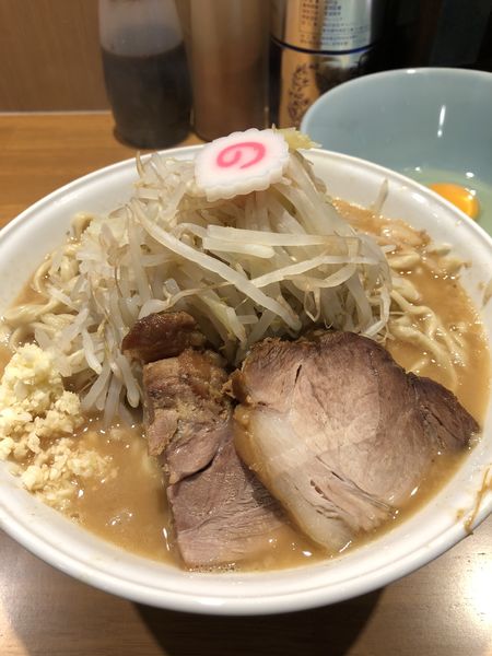 「ラーメン(大)+生たまごW」@麺屋 神工の写真