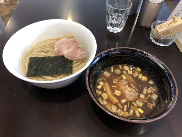 「つけ麺 並 990円 + クーポンチャーシュー」@つけ麺 麦の香の写真