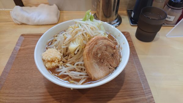 「ラーメン ・中盛りニンニク￥900」@らーめん おうかの写真