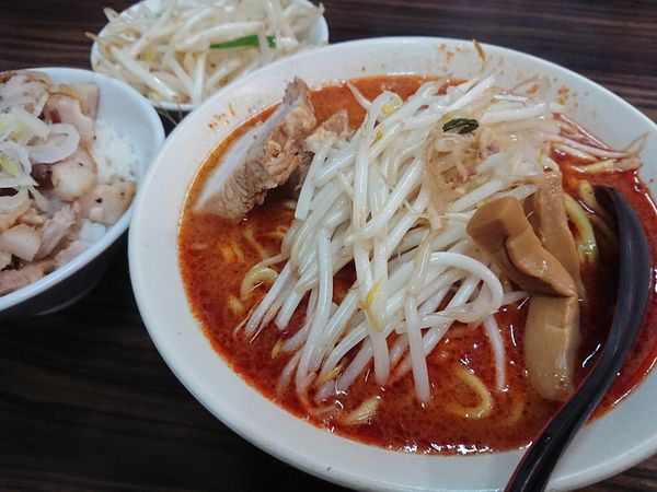 「辛味噌ラーメン  塩豚ごはん」@味噌麺処 花道庵の写真