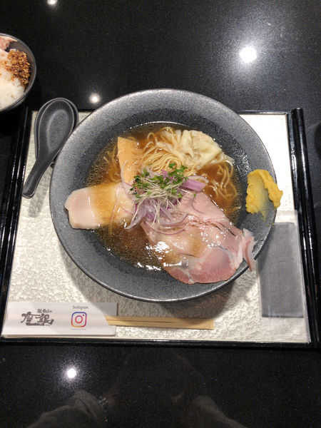 「飛魚だし貝soba」@鶏soba 座銀 元町店の写真