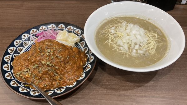 「朝セット」@Noodle&Spice curry 今日の1番の写真