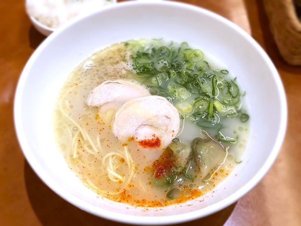 「鶏豚そくラーメン￥800」@ハートフル カフェの写真