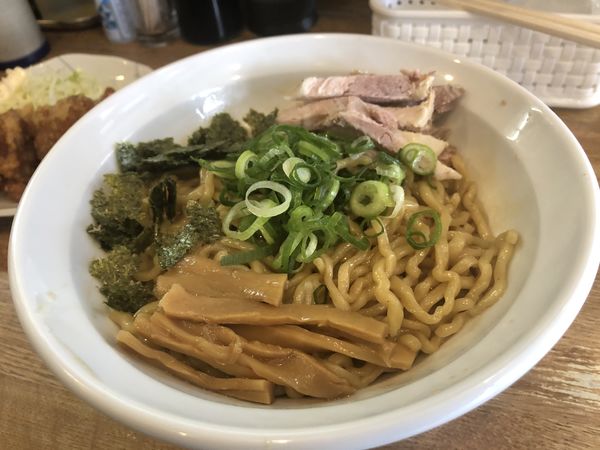 「油そば」@ラーメン 月麺の写真