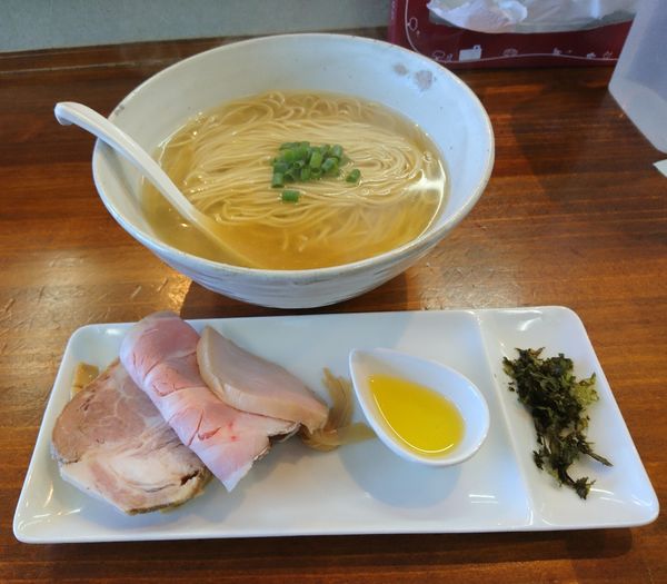 「アゴ節コンチータ 大盛」@塩らーめん 千茶屋の写真