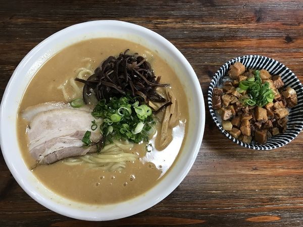 「濃厚味噌大盛り＋豚飯小」@ひかり食堂の写真
