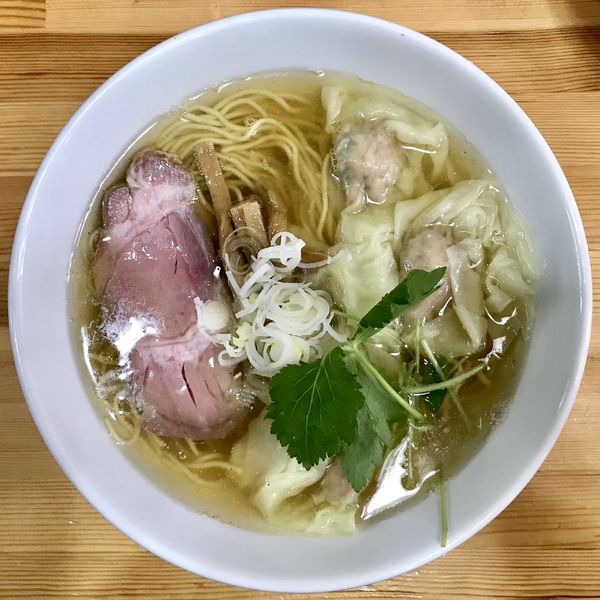 「キリン一番搾り生 中瓶 ＋ おつまみ皿 → 塩ワンタン麺」@中華そば こてつの写真