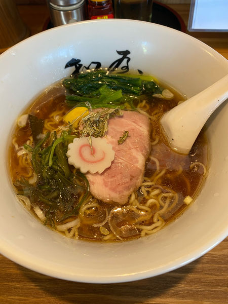 「らーめん（中盛）➕麺固め」@魚介醤油らーめん 和屋の写真