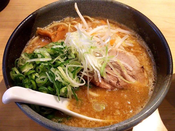 「唐神味噌らぁめん+九条ネギ」@製麺食堂 あぶみの写真