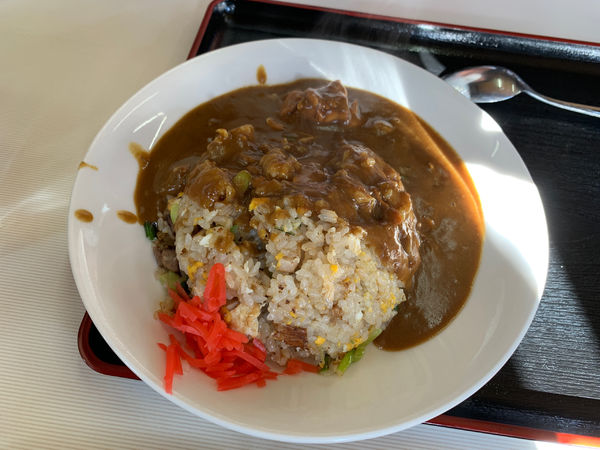 「カレーチャーハン」@越後屋の写真
