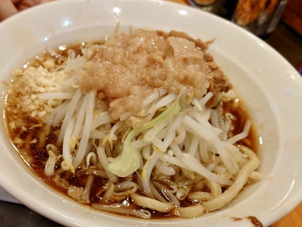 「ラーメン（アブラ　ニンニク）」@麺屋穴場の写真