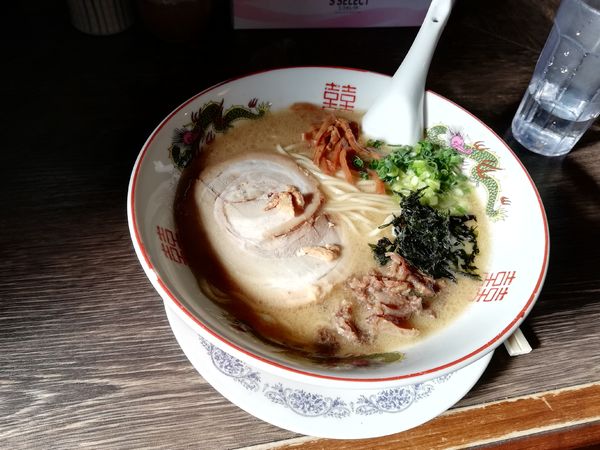 「牛骨ラーメン（醤油）」@最高峰牛骨ラーメン 麺房 徳山の写真