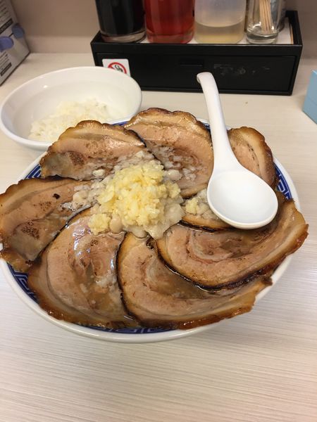 「親方チャーシュー　クーポン利用700円　小ライス100円」@ニンニクらーめん 碧の豚二郎の写真