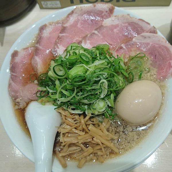 「特製ラーメン」@京都ラーメン 森井 愛甲石田店の写真