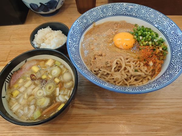 「牡蠣味噌かま玉つけそば ひとくちごはん」@中華そば専門 とんちぼの写真