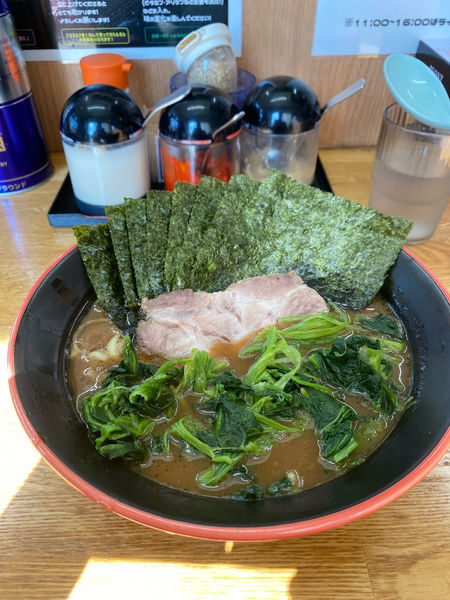 「海苔ほうれん草ラーメン」@麺家 紫極の写真