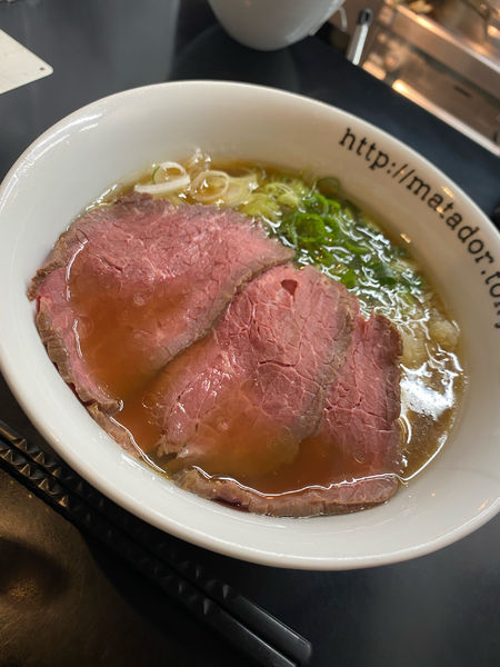 「贅沢焼牛らぁ麺」@牛骨らぁ麺 マタドール 本店の写真