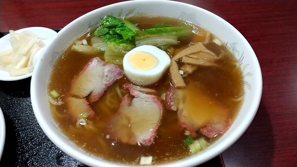 「チャーシュー麺（半チャーハンとのセットで７００円）」@中華楼の写真