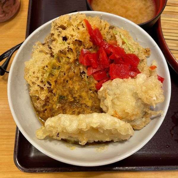 「かき揚げカレー天丼」@天丼てんや 鶴見東口店の写真