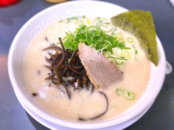 「豚骨ラーメン￥500」@博多天神 お茶の水店の写真