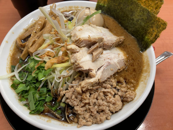 「黒味噌特製」@味噌らーめん御成屋 岩槻店の写真