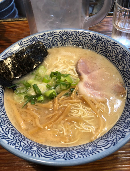 「豚骨ラーメン」@久留米らーめん 金丸の写真