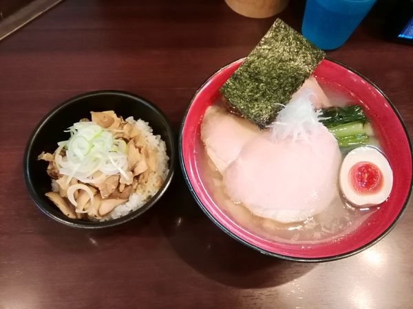 「塩ラーメン＋α」@とものもとの写真