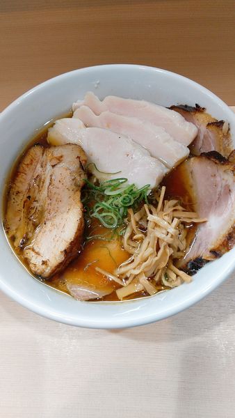 「チャーシュー中華そば」@手揉み中華そば 中村の写真