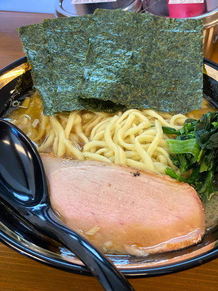 「ラーメン中」@ラーメンとむのの写真