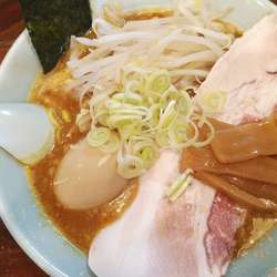 味噌カレーらーめん＋味玉