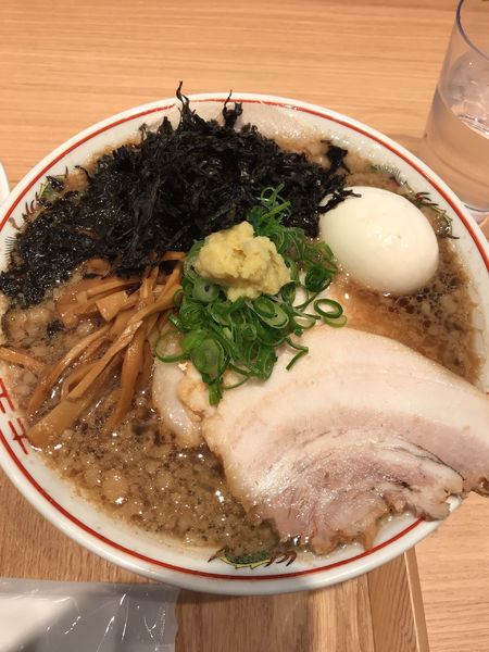 「[我武者羅] 特製背脂生姜醤油ラーメン」@ラーメンWalkerキッチンの写真