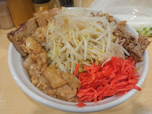 「ぶー郎 コマチャー  紅」@ラーメンぶたまるの写真