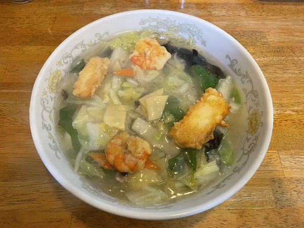 「チャンポンメン800円＋小エビ炒飯700＋餃子450円」@早田飯店 正木店の写真