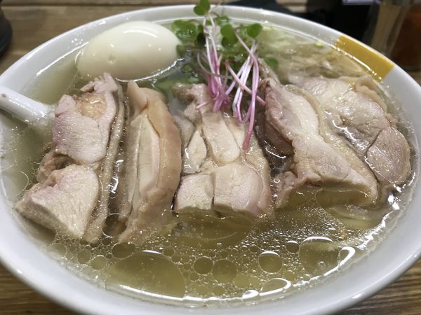 「塩生姜らー麺肉玉入り 1,150円 大盛 100円」@塩生姜らー麺専門店 MANNISH 亀戸店の写真