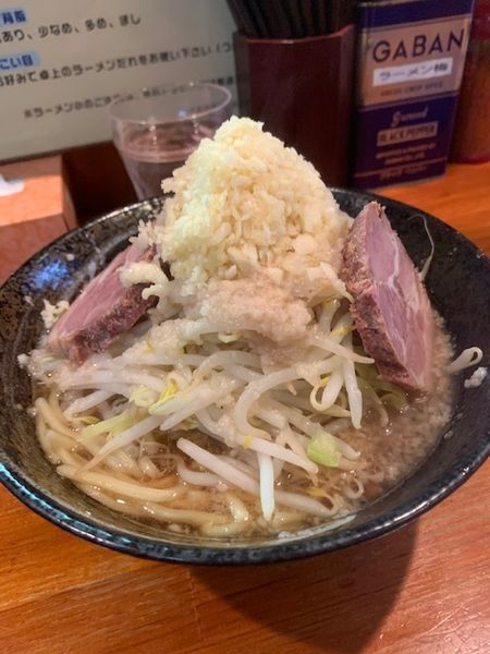 「太麺 ラーメン　750円」@ラーメン梅 梅島店の写真