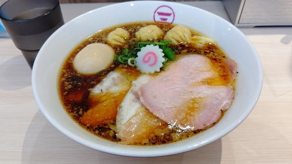 「特中華そば 1050円」@横浜中華そば 維新商店 みなとみらい店の写真