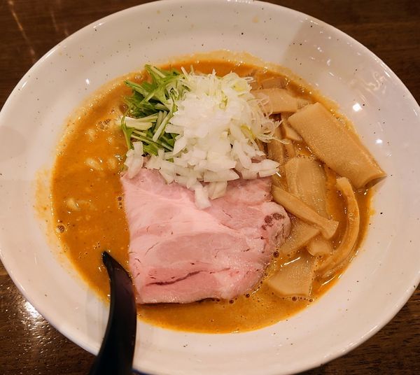「Wスープの濃厚味噌ラーメン【期間限定】」@ラーメン翼の写真