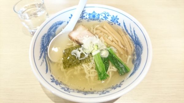 「塩ラーメン550円」@珍来亭の写真