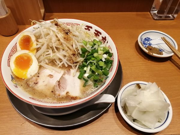 「味玉らーめん　750円　もやし　50円」@らーめん天天有 神田の写真