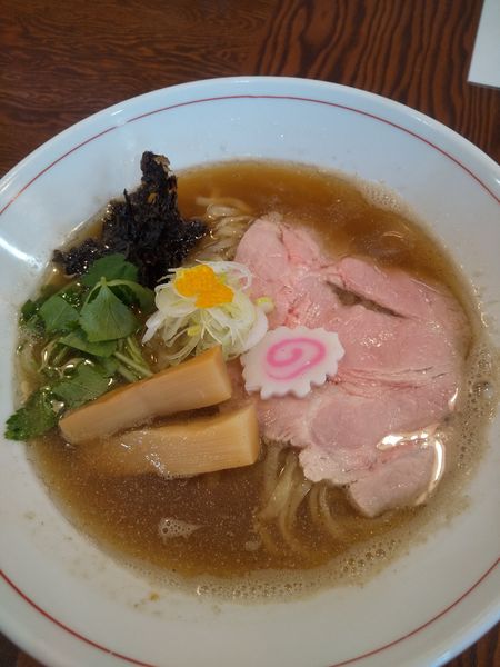 「醤油ラーメン750円」@拉麺 イチバノナカの写真