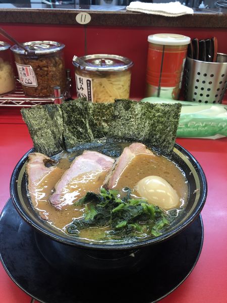 「チャーシュー麺＋味玉」@柏 王道家の写真