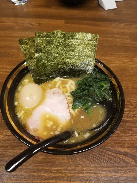 「並+味たま」@ラーメンとむのの写真