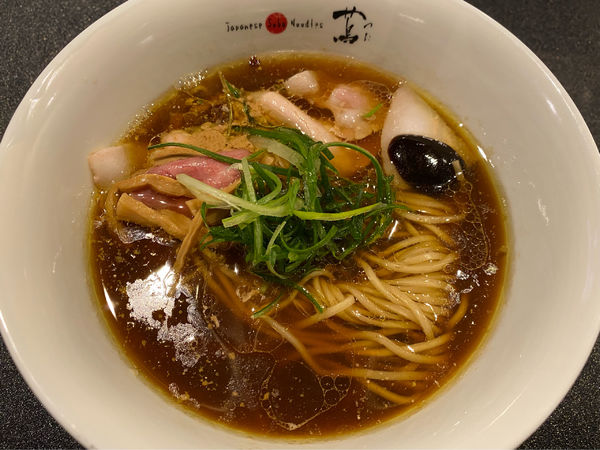 「醤油ラーメン」@Japanese Soba Noodles 蔦の写真