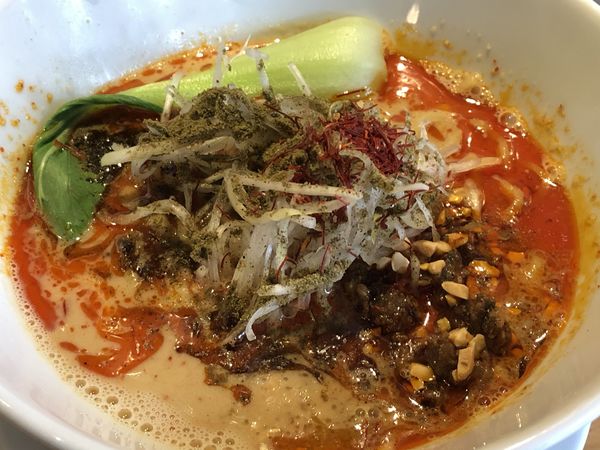 「四川坦々麺」@赤い鯨 人形町店の写真