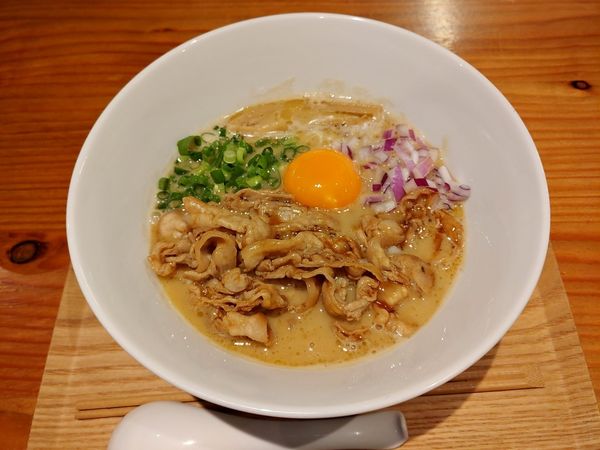 「徳島らぁめん」@土鍋ごはんと徳島らぁめん まんなかにきみがいるの写真