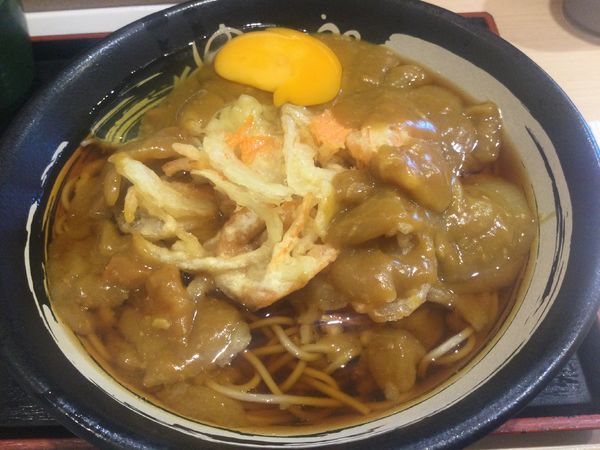 「朝そば玉子・生卵＋カレールー(¥360+クーポン)」@ゆで太郎 竹橋店の写真
