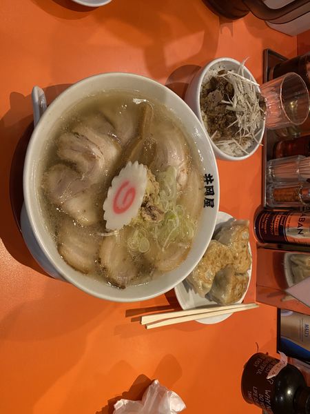 「生姜チャーシューメン、餃子3個、チャーシュー丼」@佐野ラーメン 井岡屋の写真