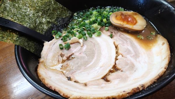 「Ａセット　とんこつラーメン、半チャーハン」@ラーメン 秀華の写真